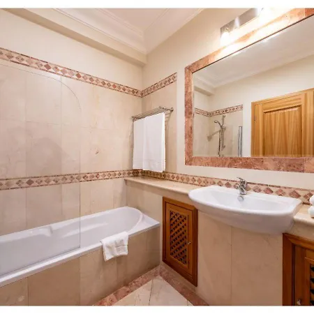 Palheiro Village In Apartment *